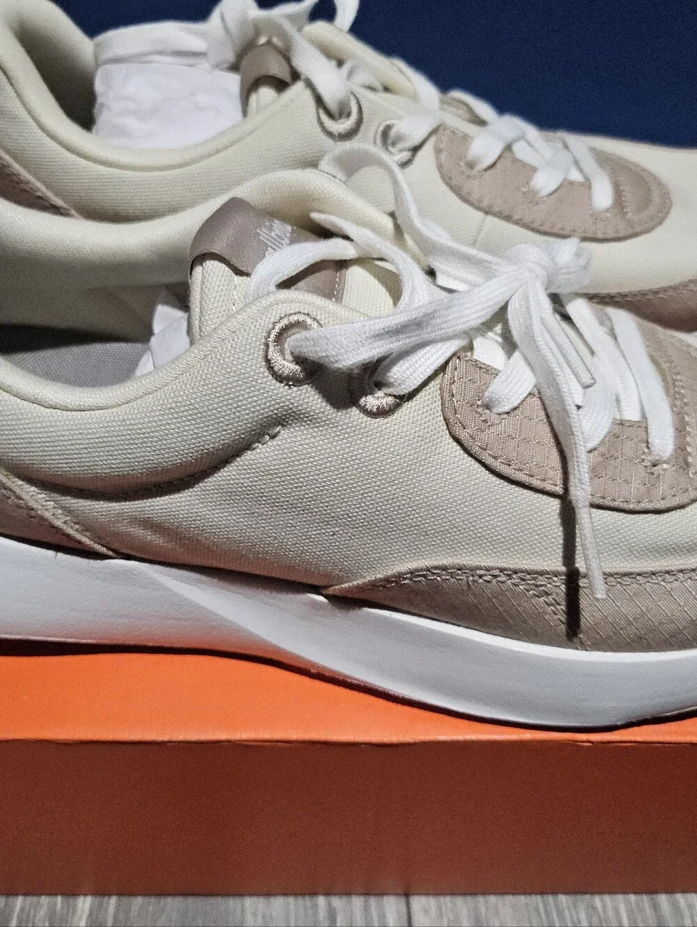 Allbirds Men’s Casual Trainer in Cream and Taupe